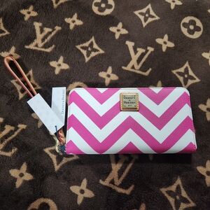 Dooney & Bourke Fuchsia and White Chevron Wallet